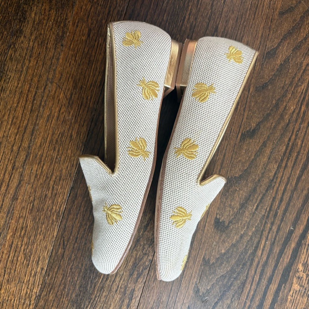 Jon Josef White and Gold Embroidered Bee Loafers - Picture 5 of 9